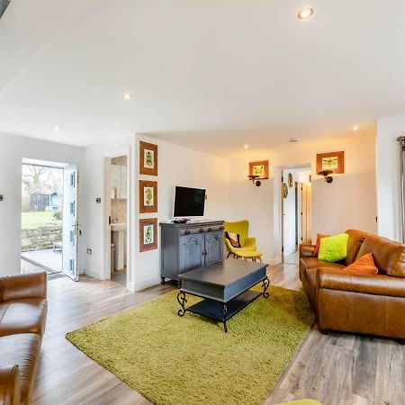 Bluebell House 5 Star Holiday Let Villa Самъртън Екстериор снимка